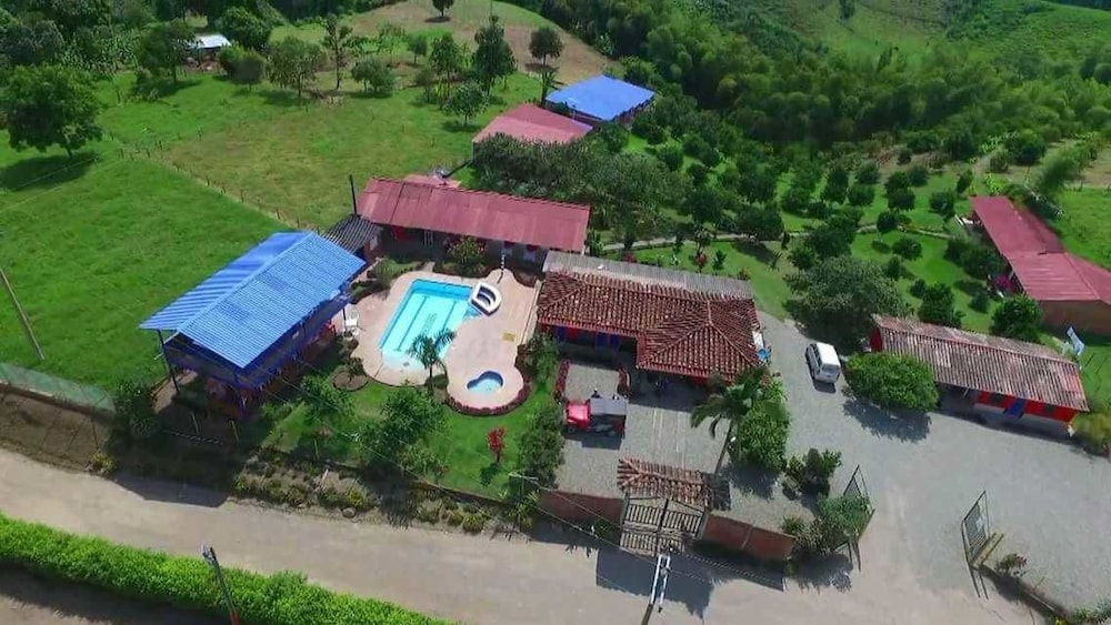 Finca Hotel La Cecilia 26/32