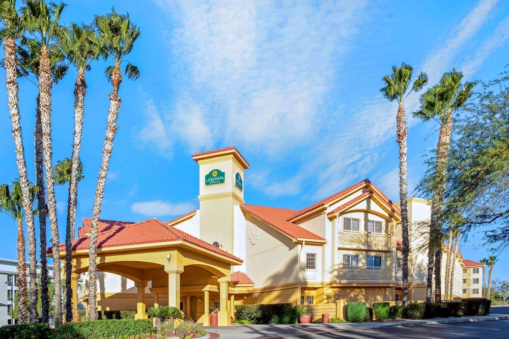 La Quinta Inn And Suites By Wyndham Tucson Airport 6/47