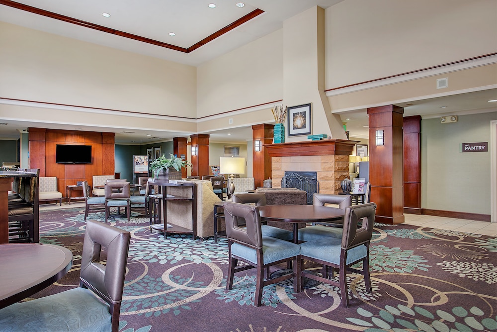 Staybridge Suites Chattanooga Downtown Convention Center 42/53