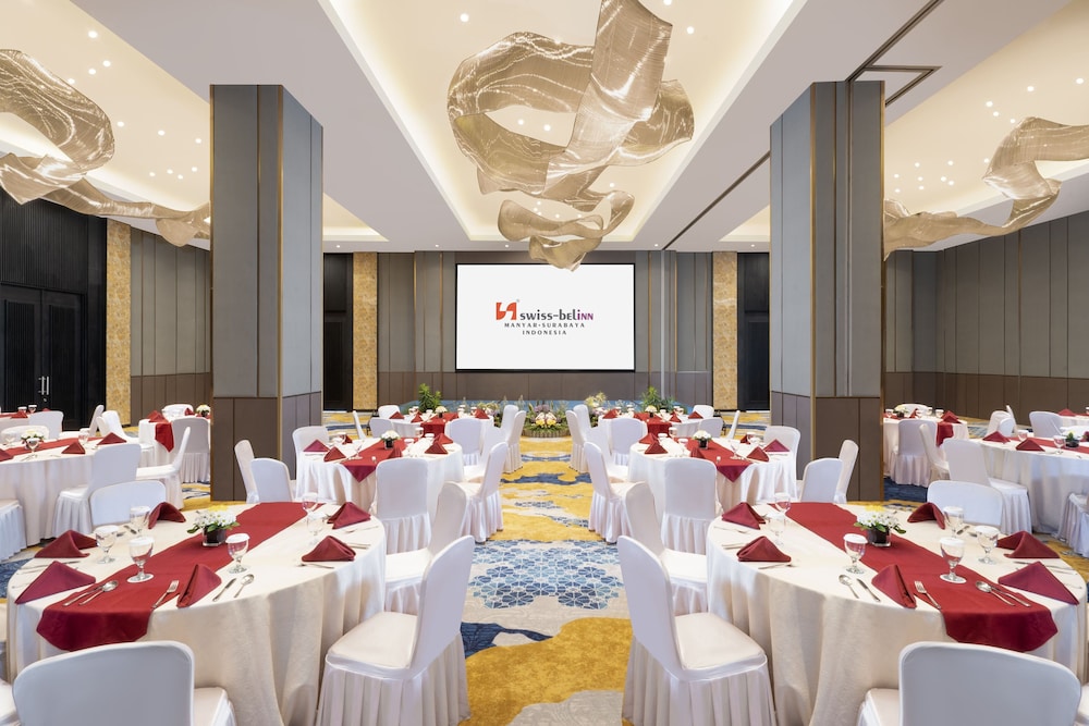 Swiss Belinn Manyar 62/75