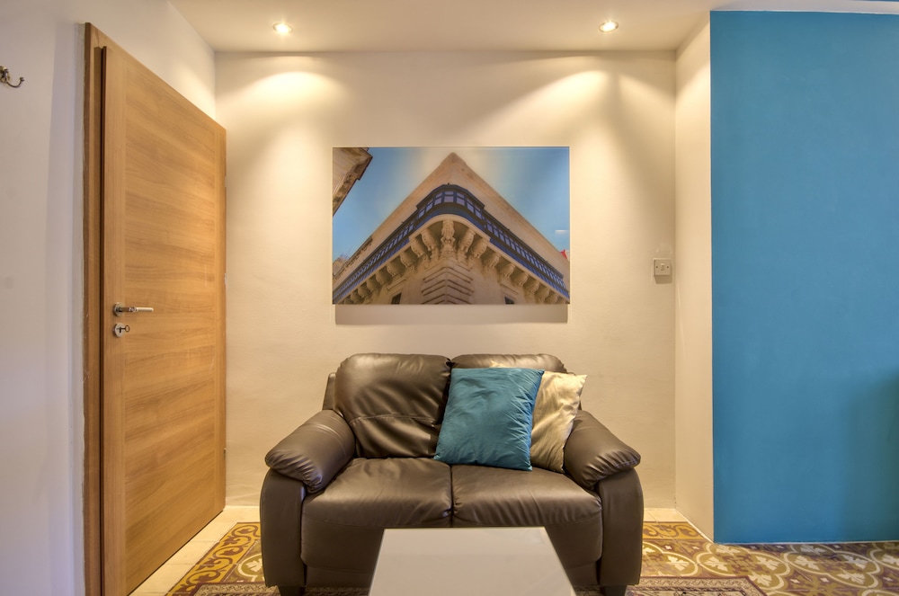 Barrakka Suites 37/50