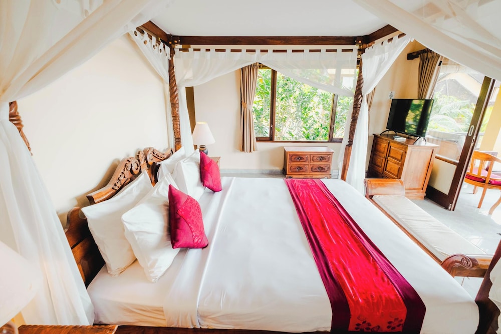 DELUXE, DOUBLE BED