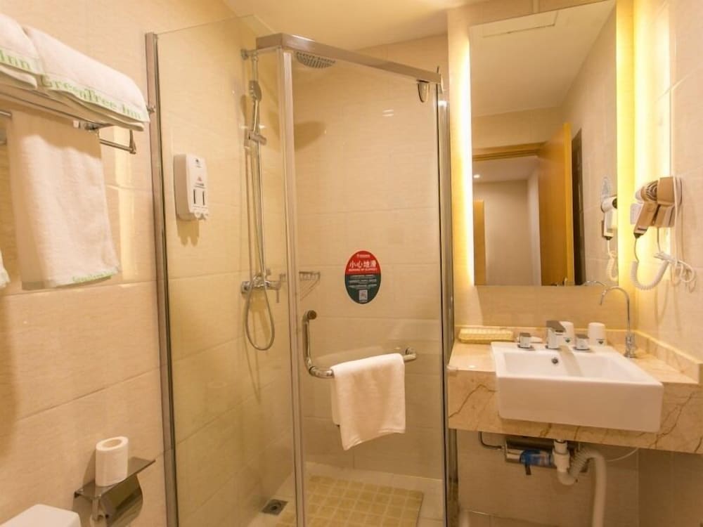 Greentree Inn Suzhou Wujiang Fenhu Development District Express Hotel 34/38