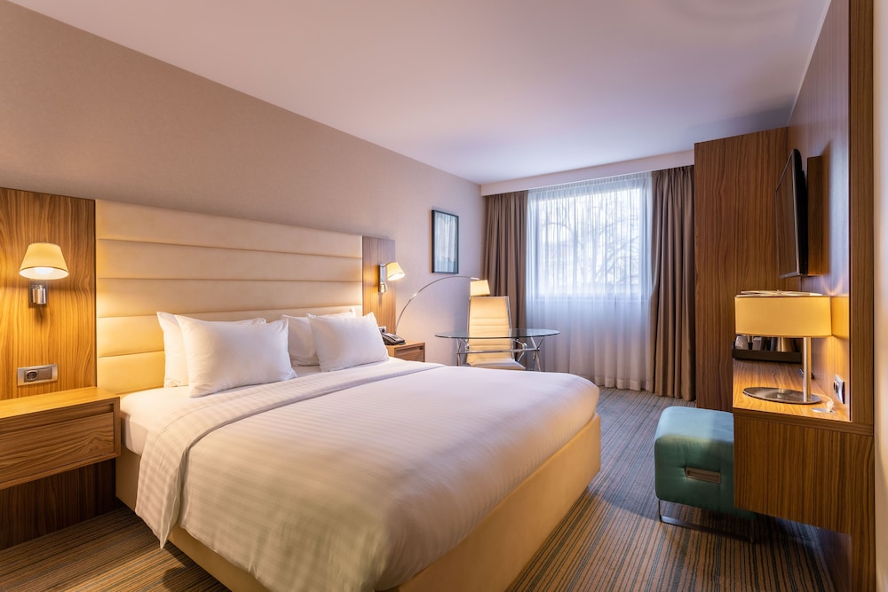 Courtyard By Marriott Belgrade City Center 10/50