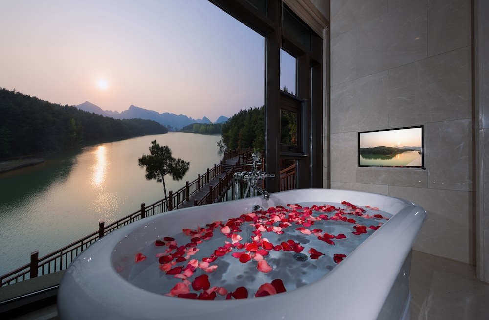 New Century Hotel Guian Guizhou 12/33