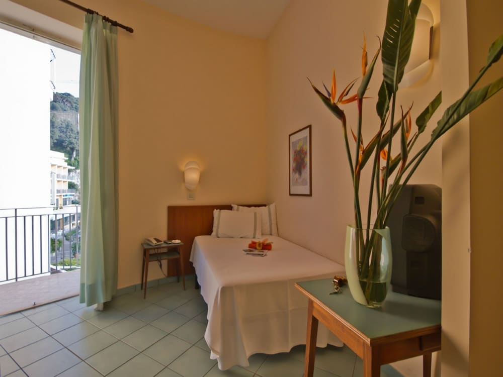 Hotel Serapo 46/58