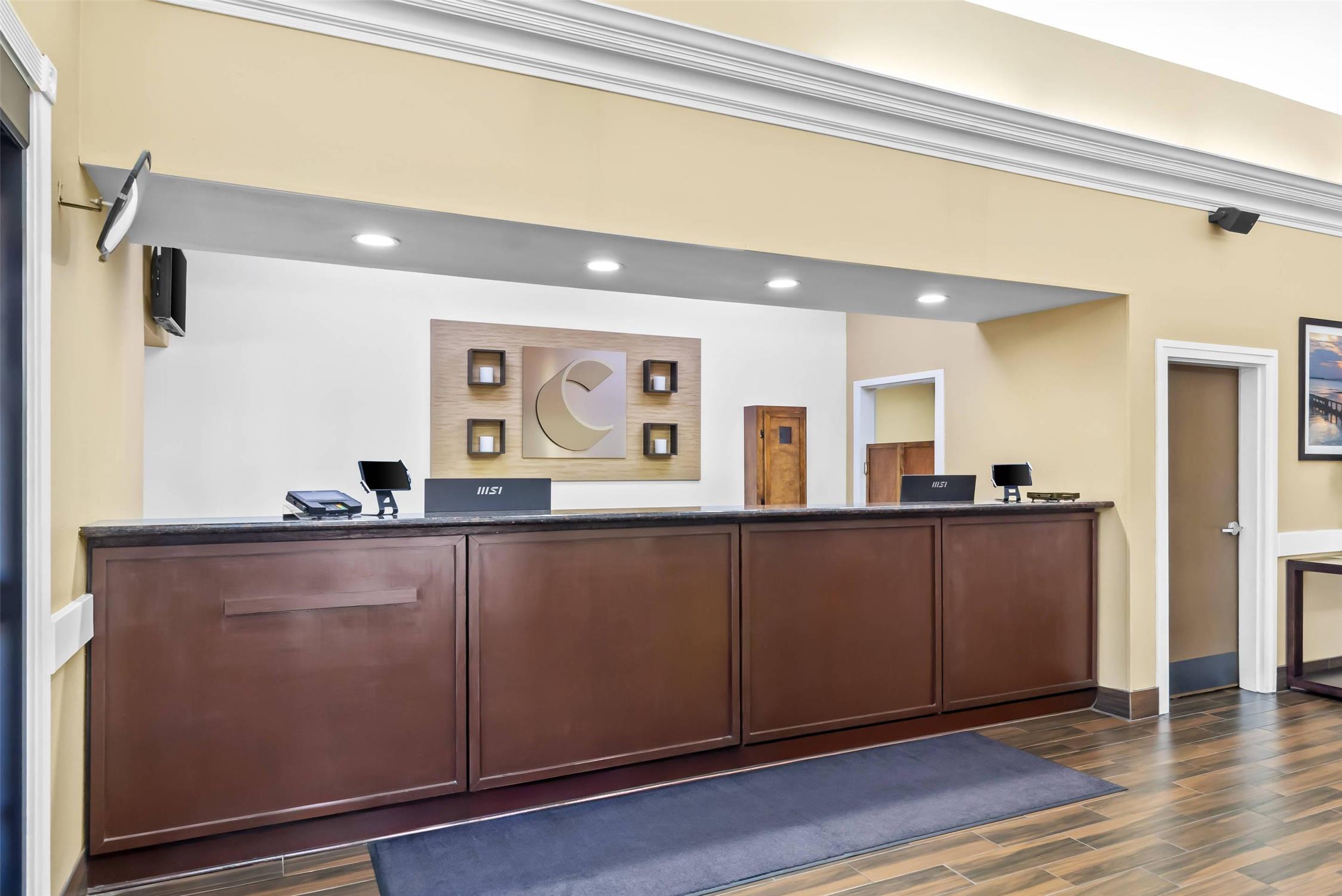 Comfort Suites Lake Jackson Clute 10/50