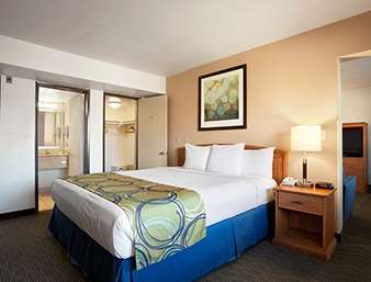 Days Inn By Wyndham Encinitas Moonlight Beach 11/46