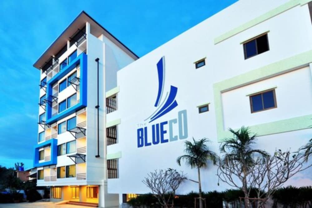 The Blueco Hotel 4/64
