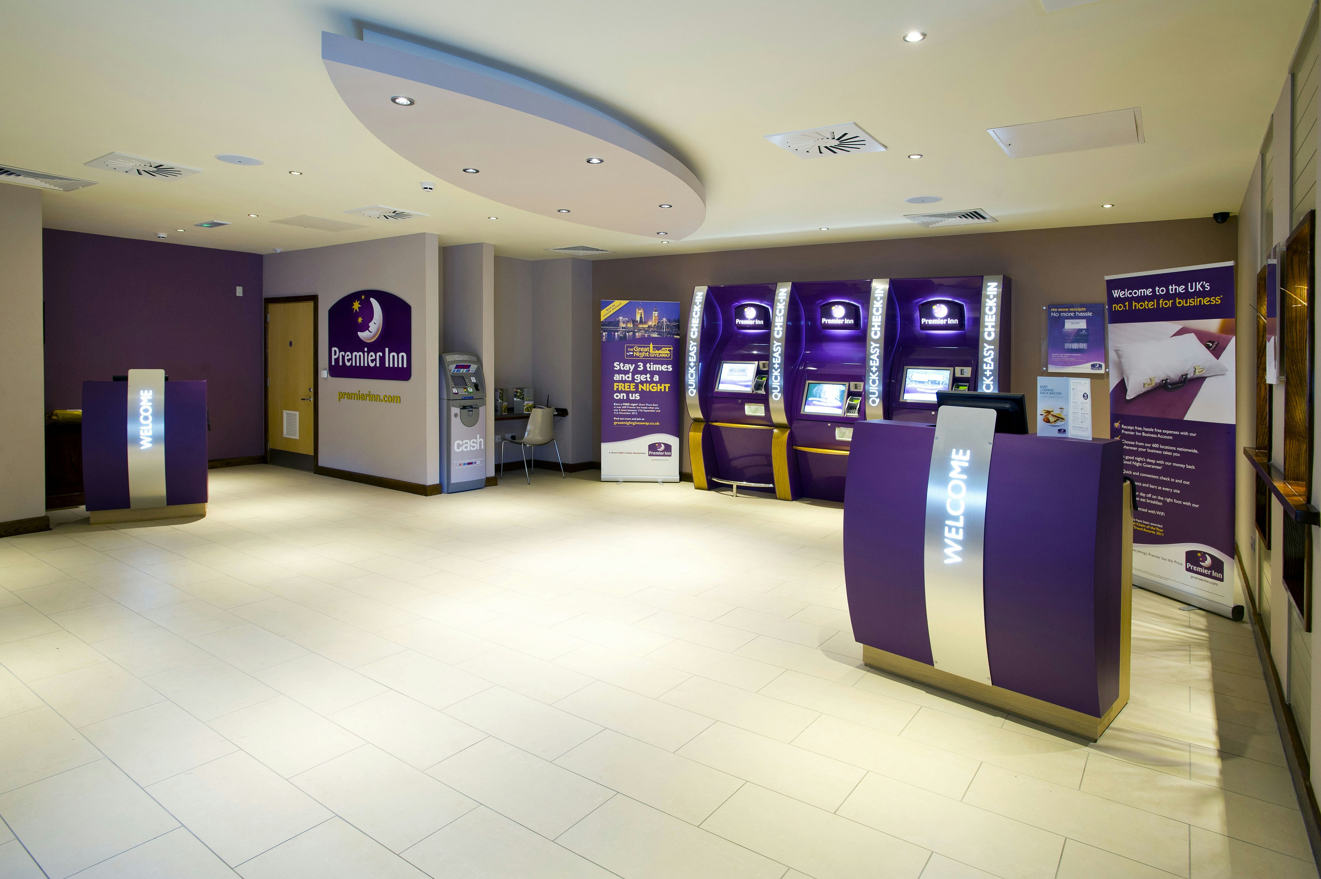Premier Inn Glasgow City Centre Buchanan Galleries Hotel 11/37