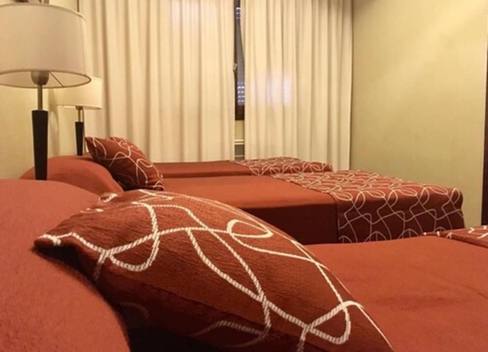Hotel Premier 8/29