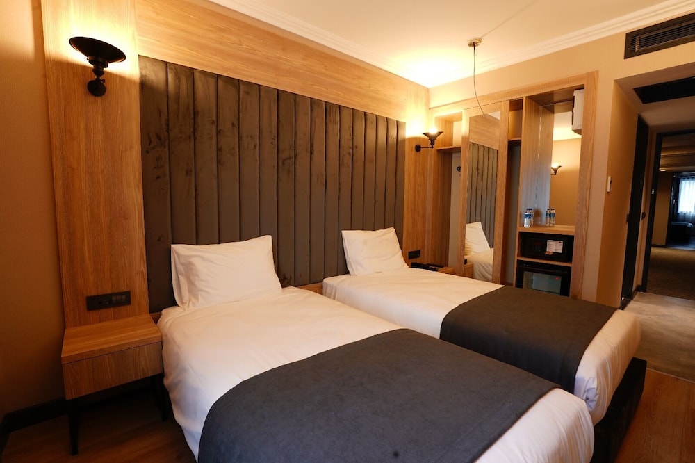 Mineo Hotel Taksim 16/40