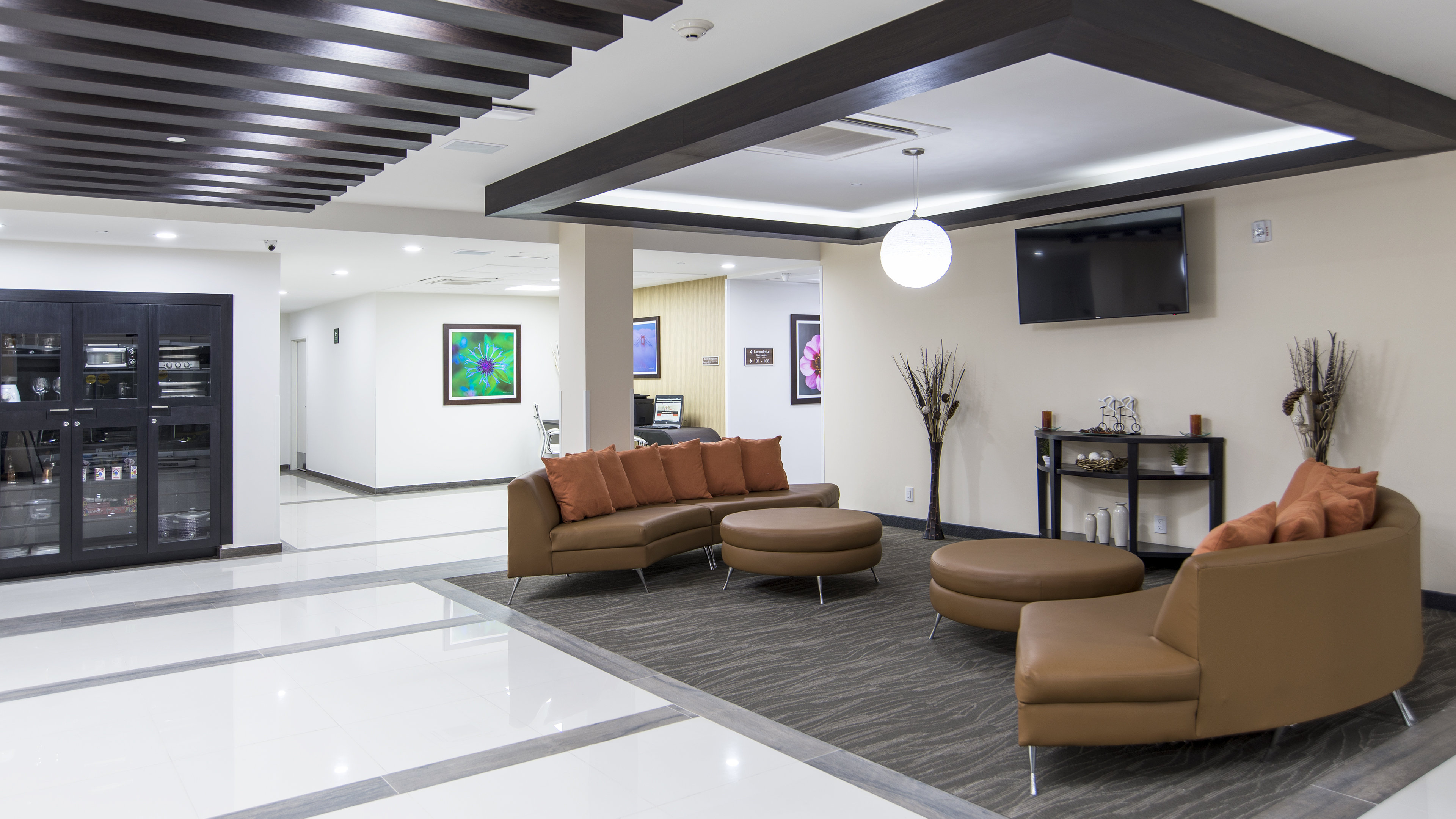 CANDLEWOOD SUITES QUERETARO JURIQUILLA 51/71