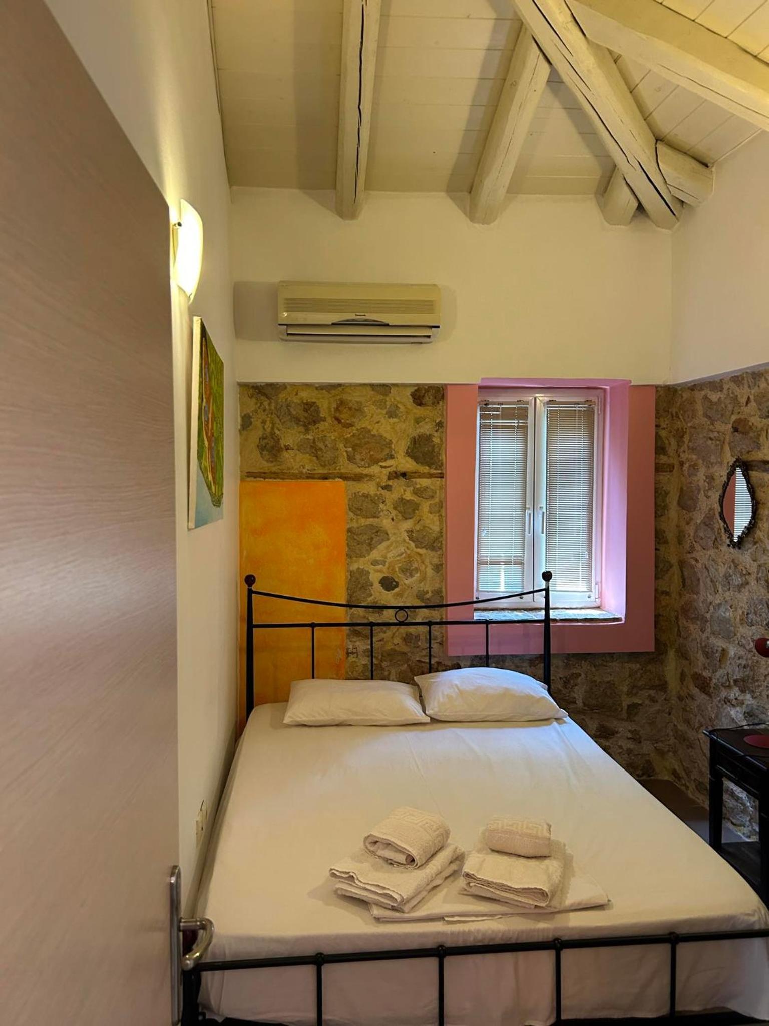 Sofia Apartments 2/12