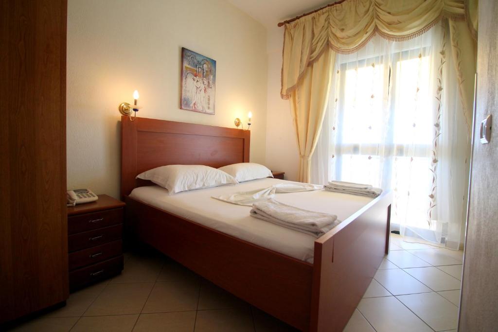 Economy, Double Bed