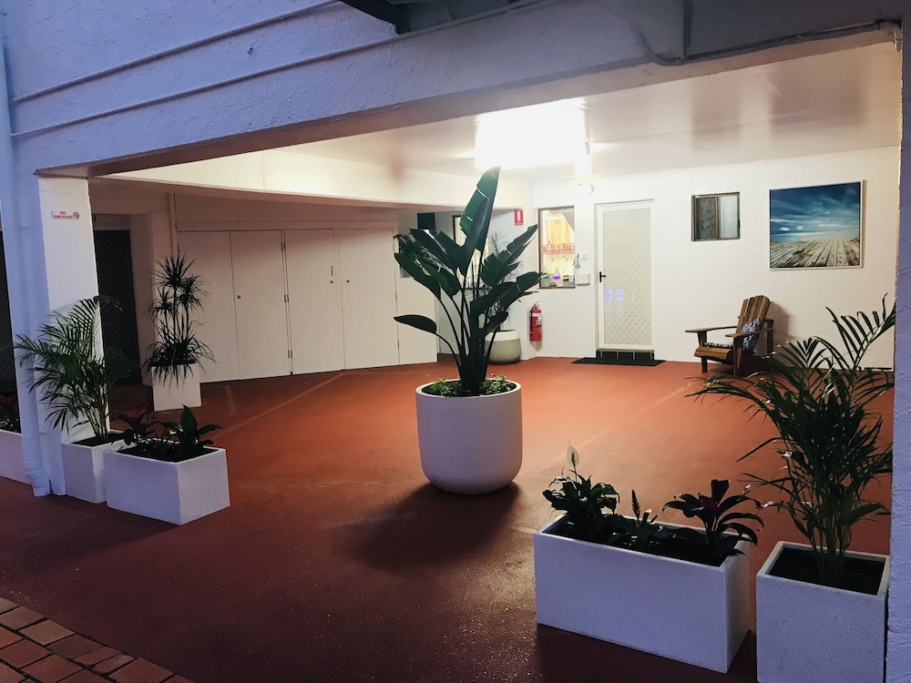 Ocean Breeze Motel 20/27