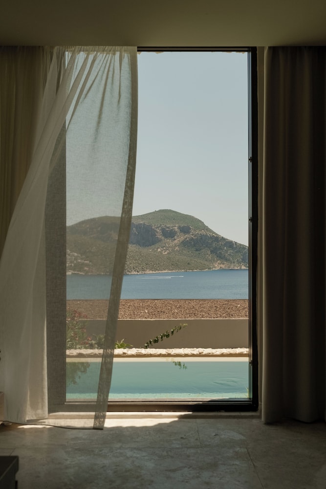 Asfiya Sea View Hotel 46/50