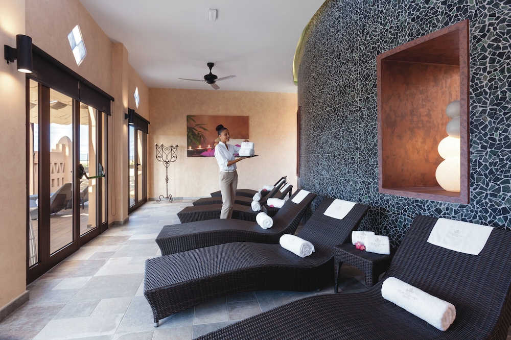 Hotel Riu Funana 7/35