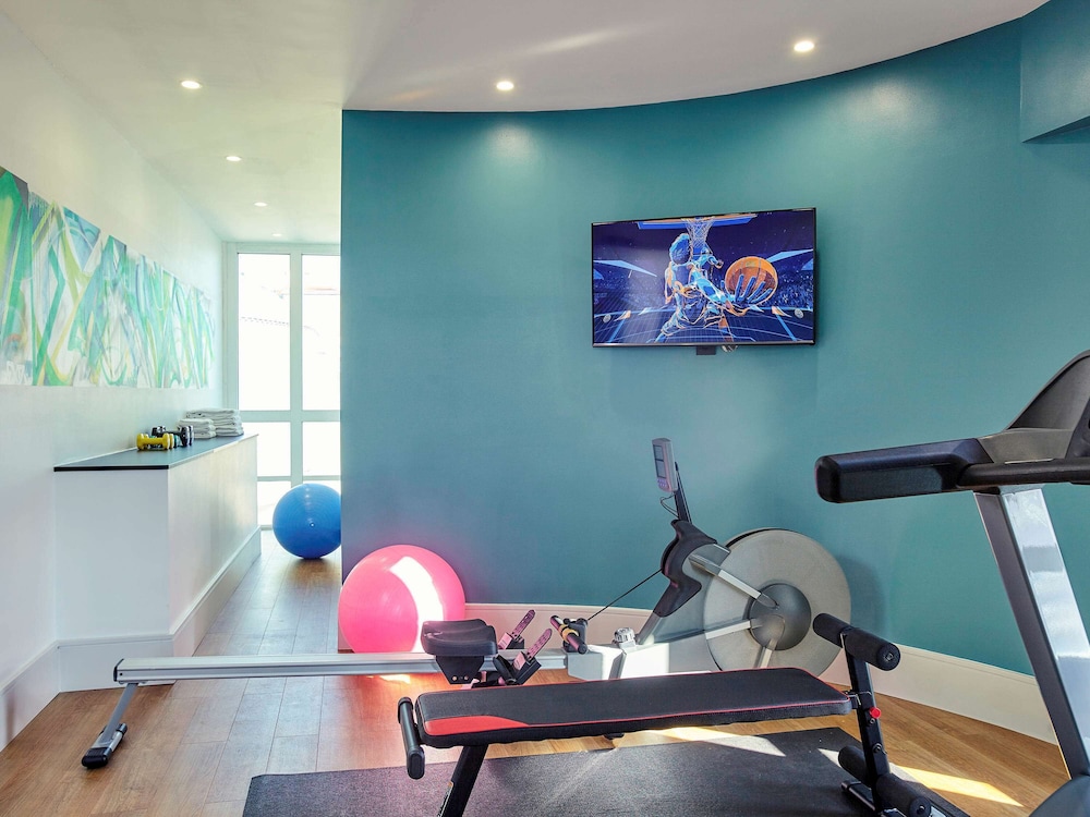 Mercure Paris Saint-Ouen 24/49