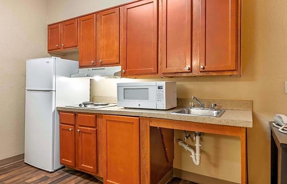 Extended Stay America - Dallas - Frankford Road 22/33