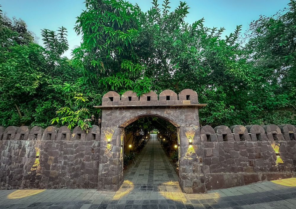 Ranthambhore National Resort 69/73