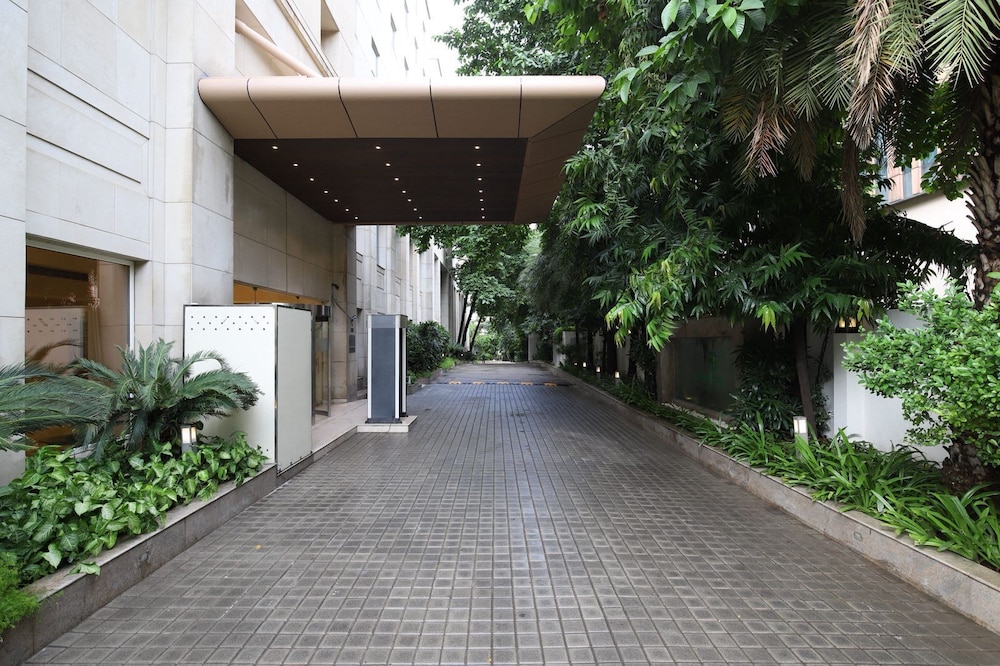 Lemon Tree Hotel, Delhi Airport 45/47