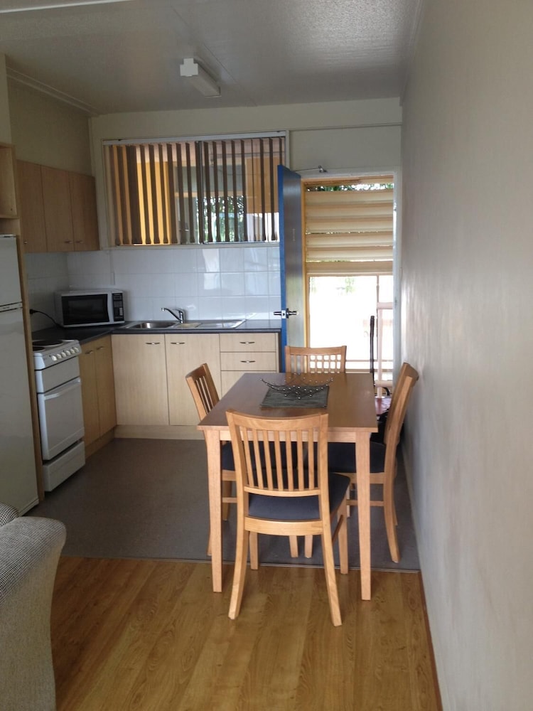 Waterview Apartments 27/35