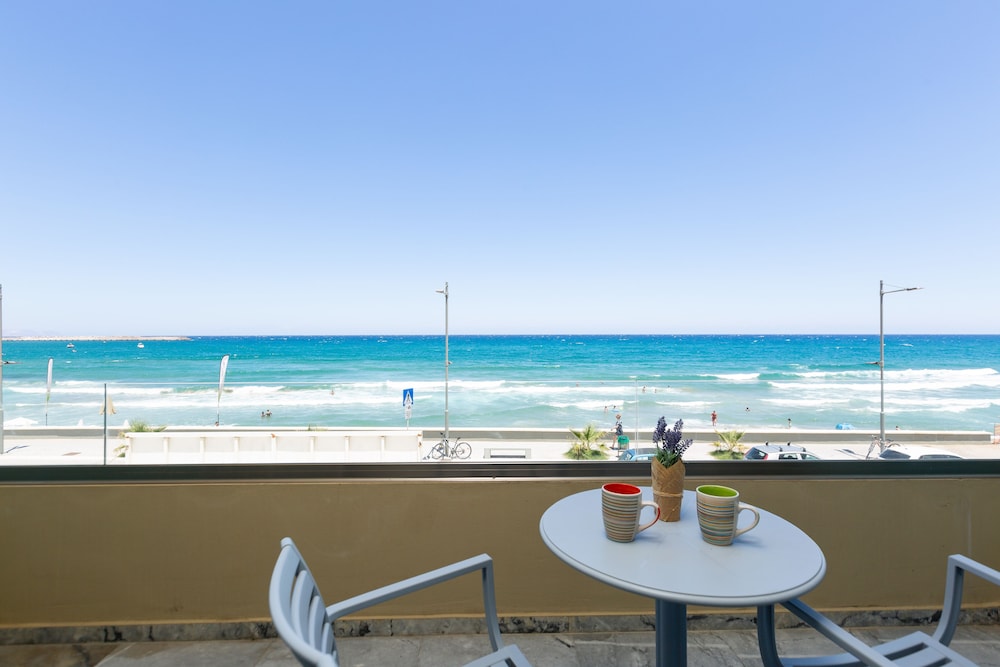 Meltemi Coast Suites 50/68