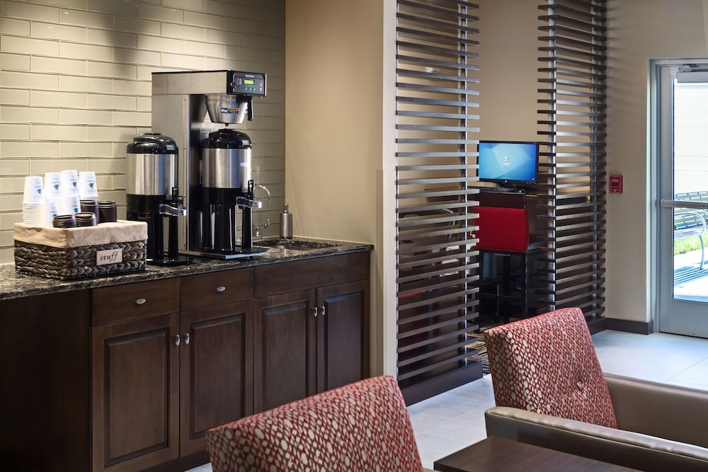 AeroStay Hotel 6/36