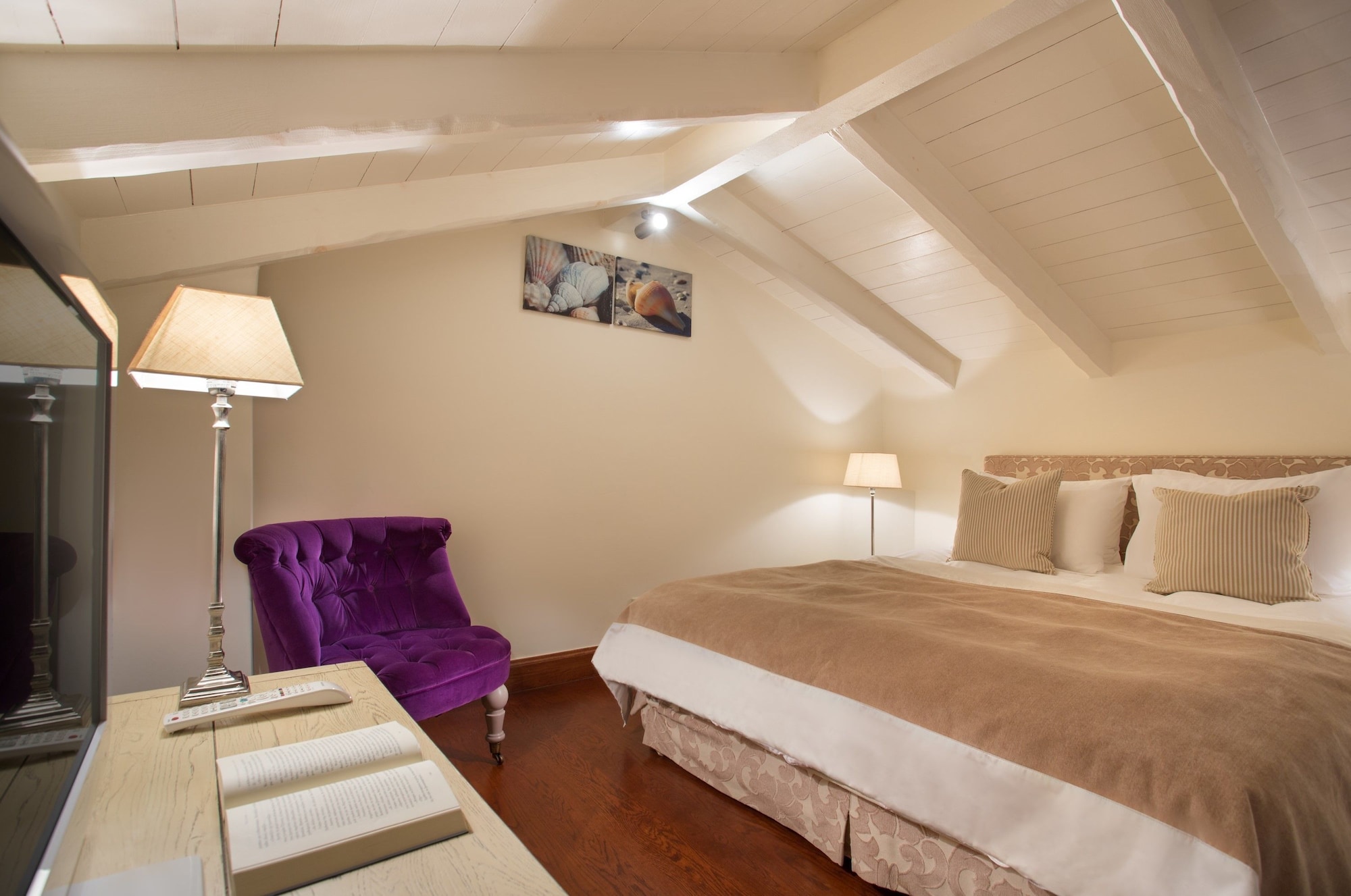 LOFT, COMFORT