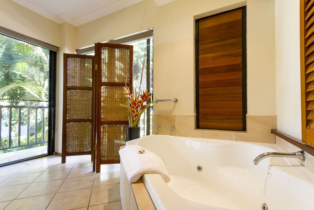 Hibiscus Resort And Spa 37/77