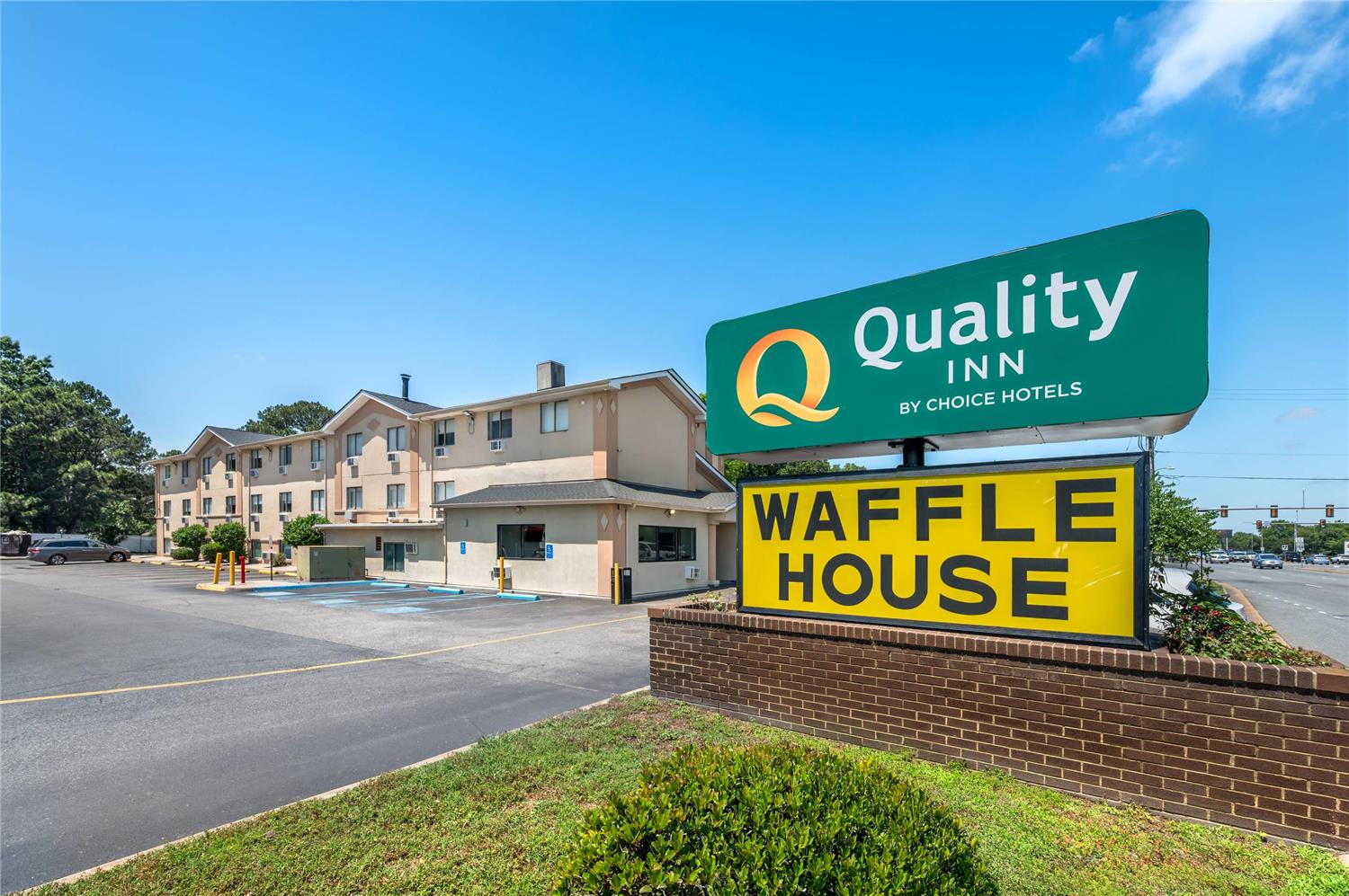 Quality Inn Chesapeake - Greenbrier 26/27