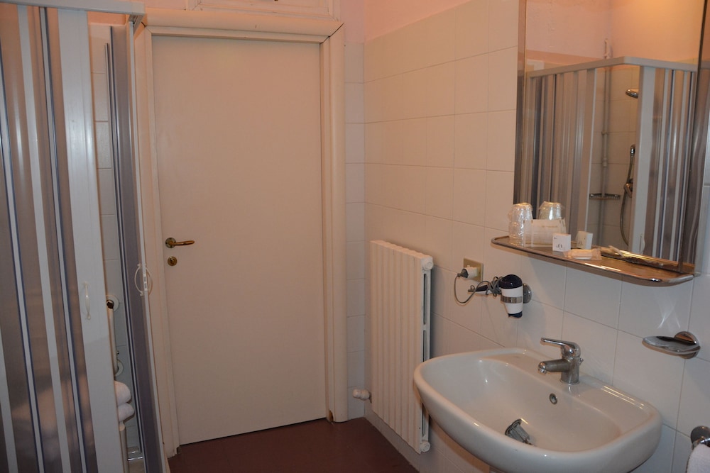Hotel Alfieri 25/28
