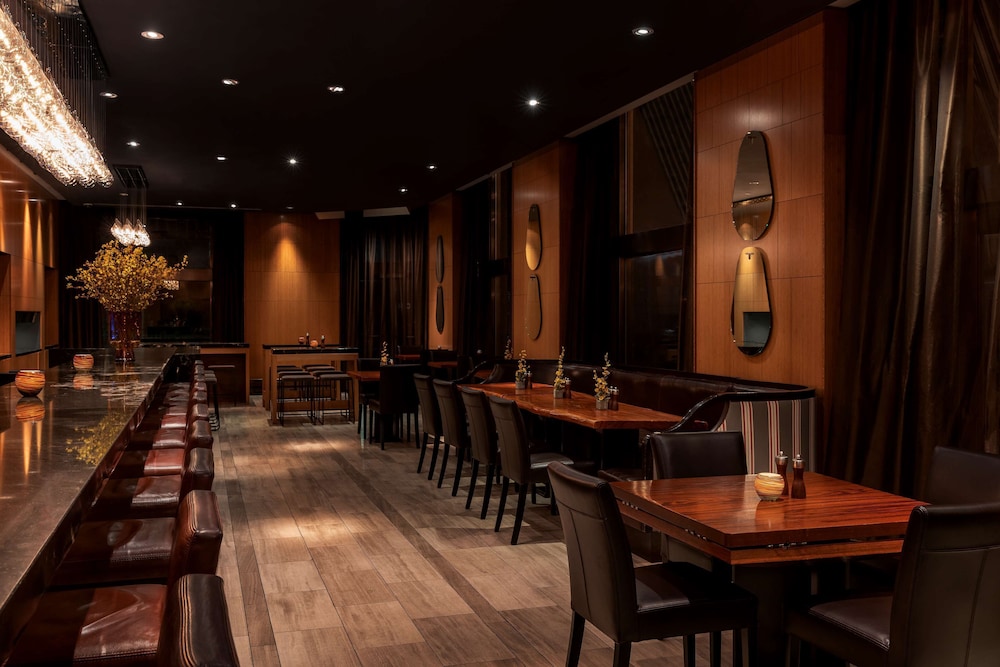 Hyatt Centric Wall Street New York (ex Andaz Wall Street) 62/76