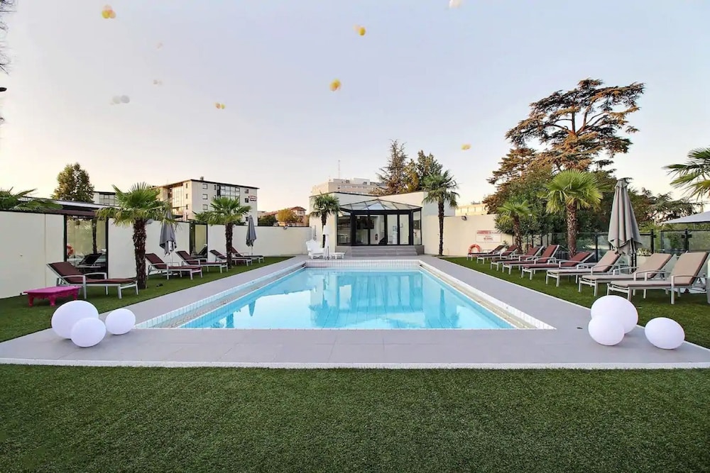 Palladia Hotel 66/72