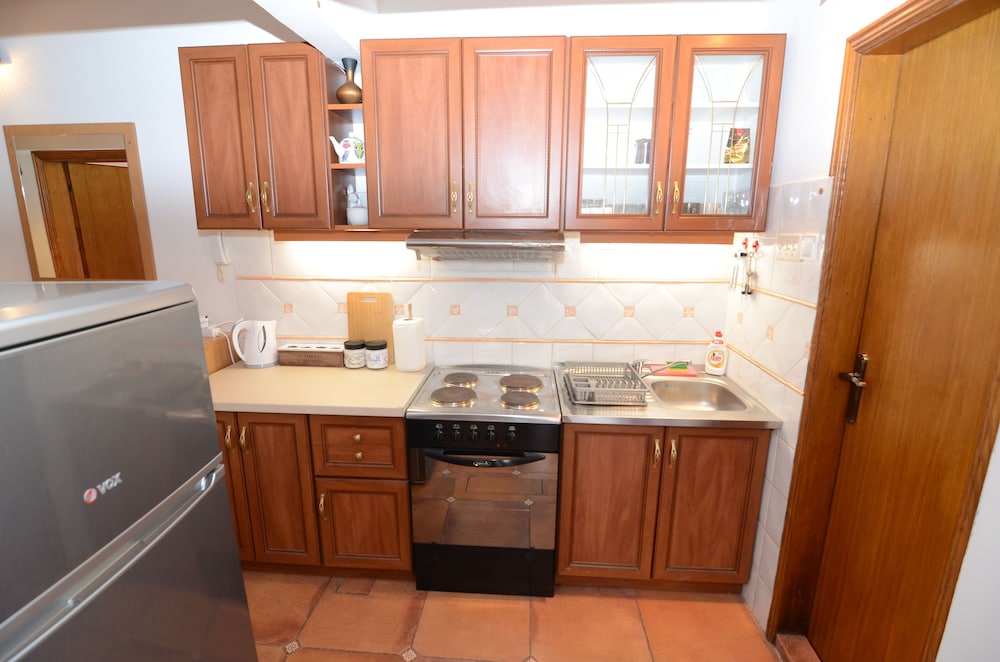 Maritimo Apartments 3/50