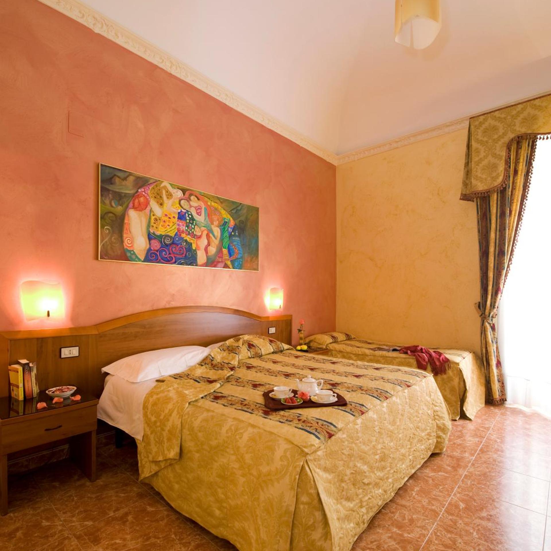 Room, Quadruple, Bunk Bed, Joli Hotel 2/10