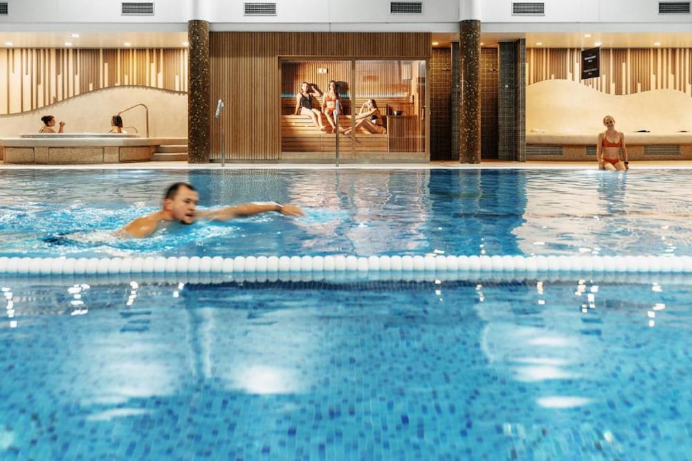 WELLNESS HOTEL STEP 21/50