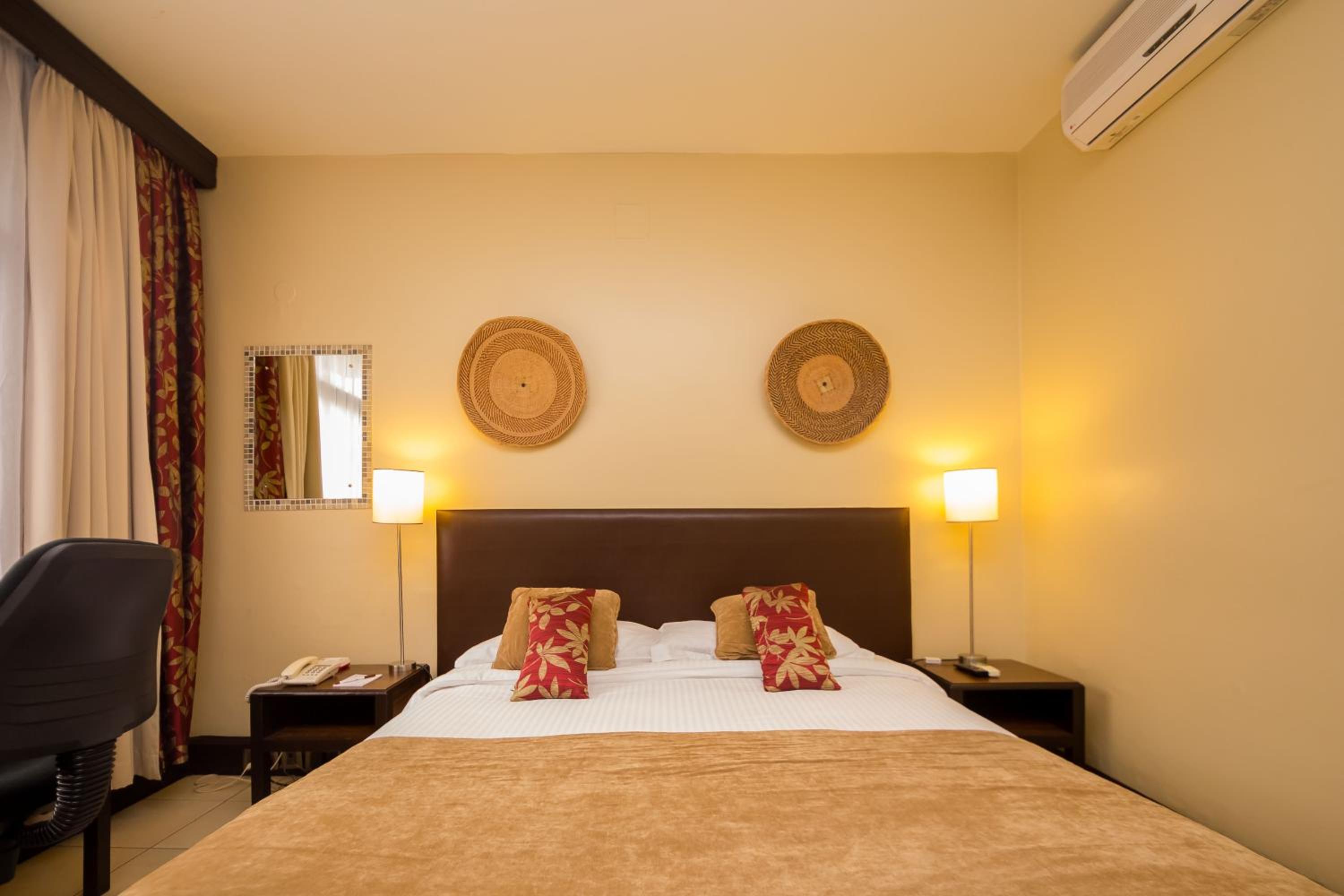 غرفة قياسية بسرير مزدوج، Muthu Silver Springs Hotel Nairobi 3/10