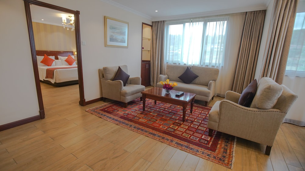 Sarova Woodlands Hotel Spa 29/50