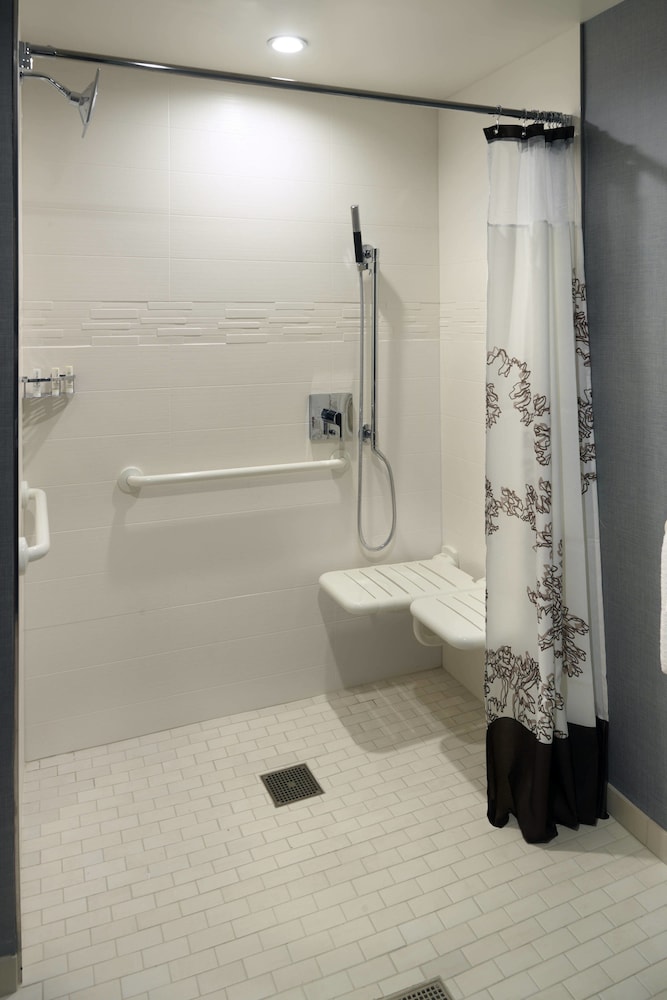 Residence Inn by Marriott Columbus OSU 17/42