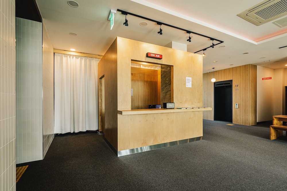 Haeden Hotel 4/45