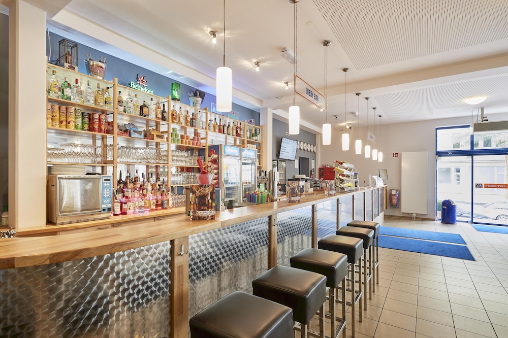 A&O Aachen Hauptbahnhof Hotel 58/83