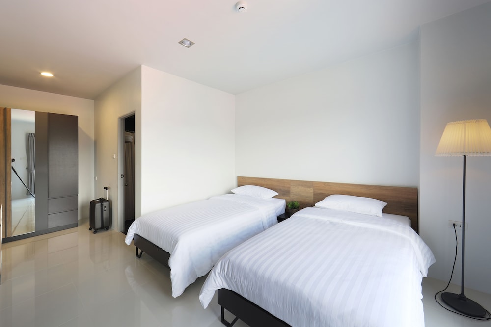 Sukh Serviced Apartment 15/37