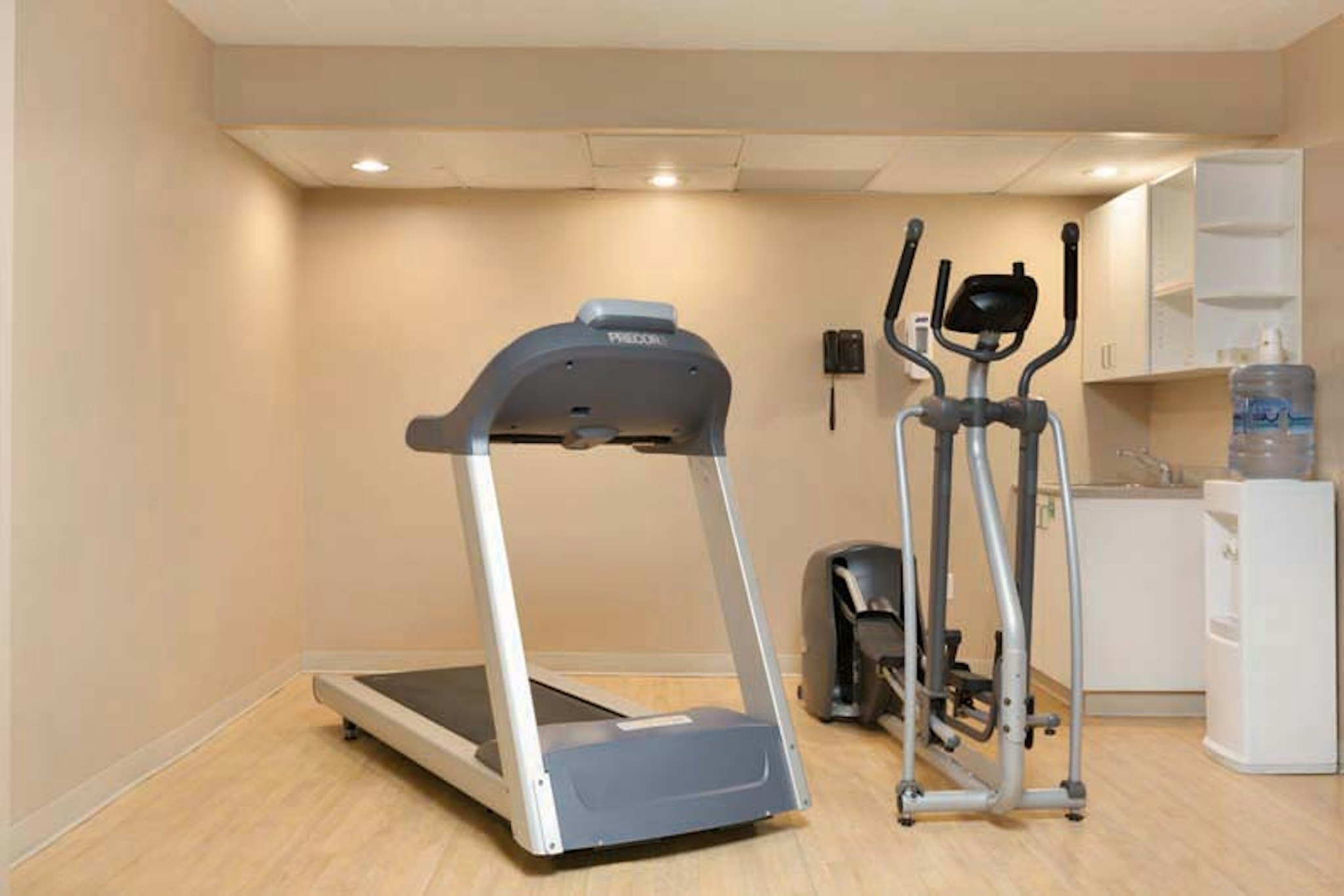 Border Inn and Suites Lloydminster 7/16