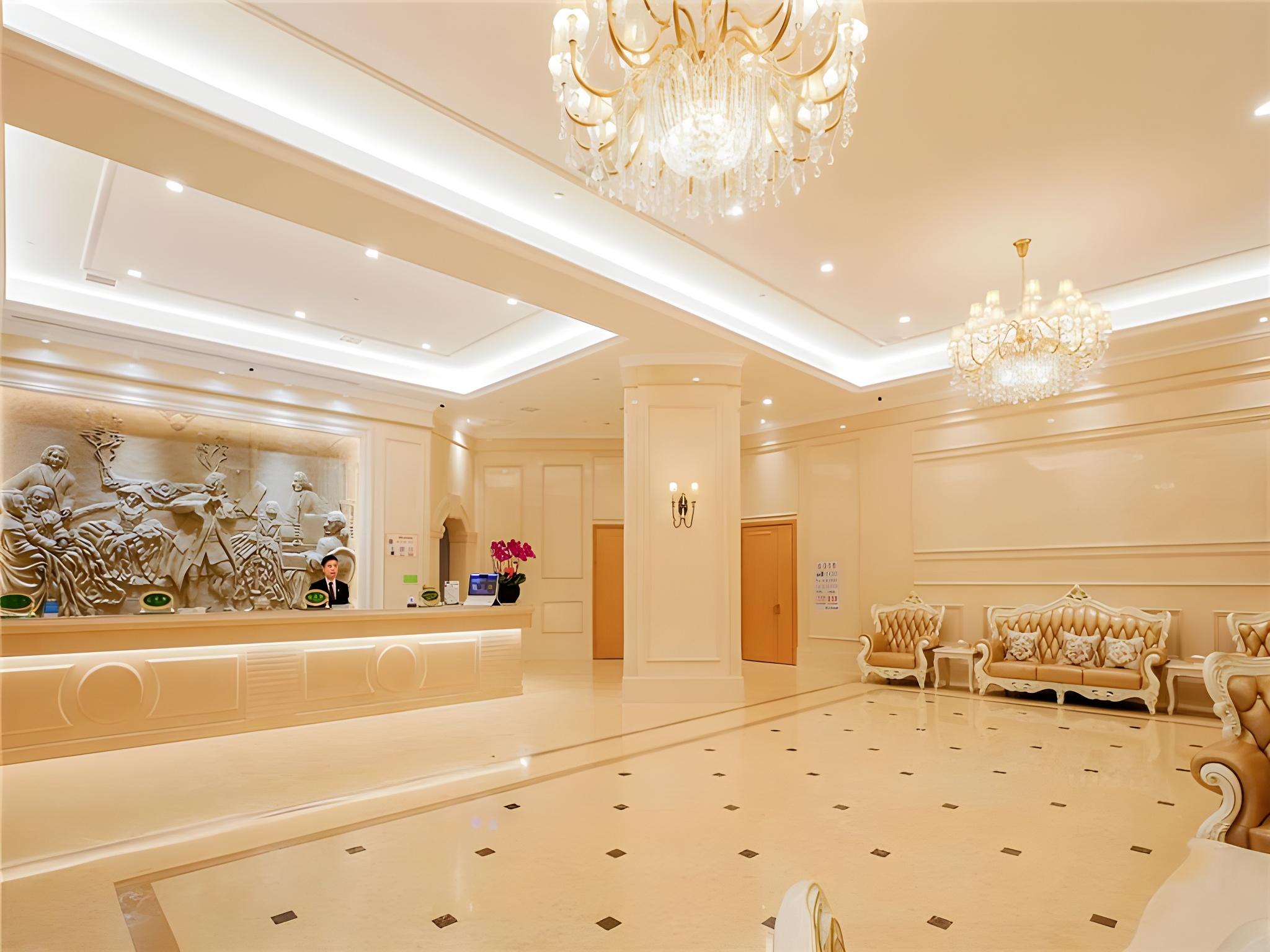 Vienna International Hotel Puyang 10/38