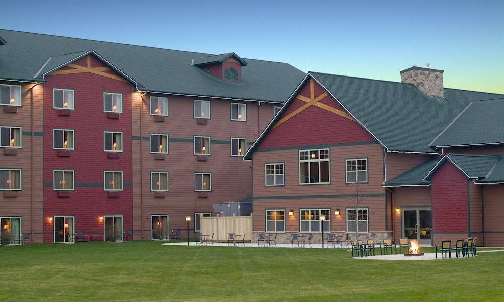 The Lodge at Brainerd Lakes, Trademark Collection by Wyndham 56/59