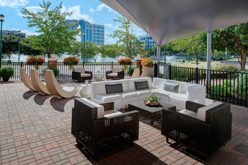 Newport News Marriott at City Center 32/62