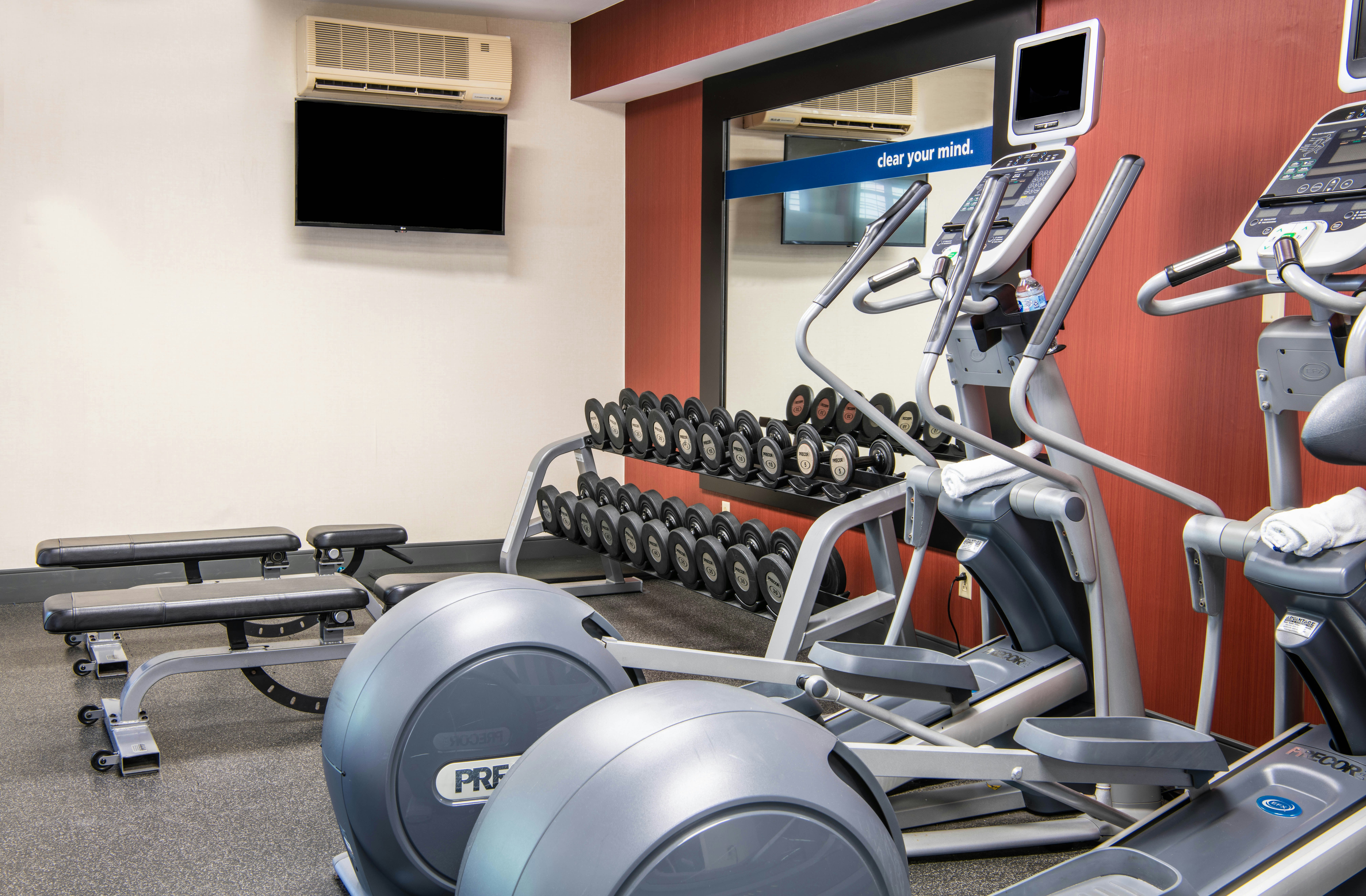Hampton Inn and Suites Rochester/Victor 52/60