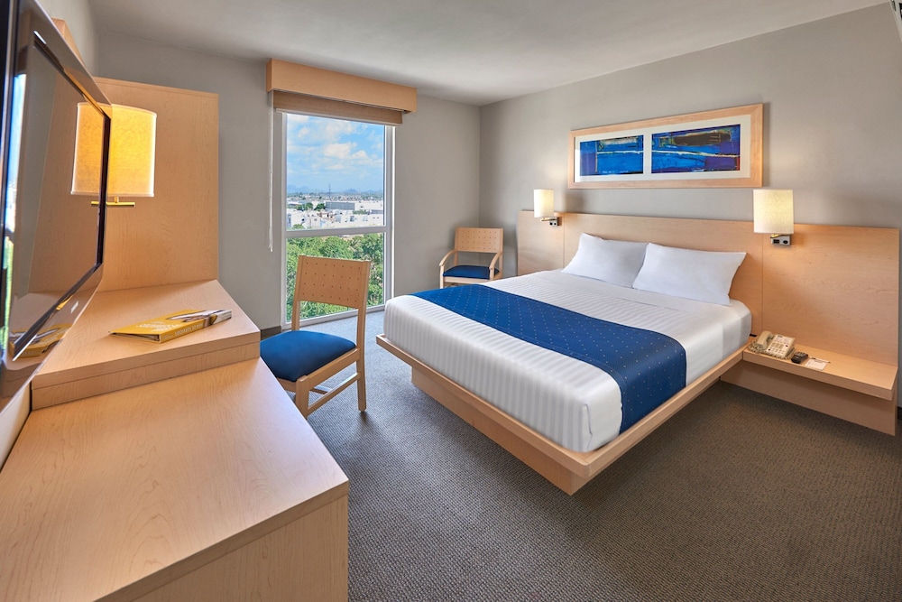 City Express by Marriott Puebla Finsa 24/60